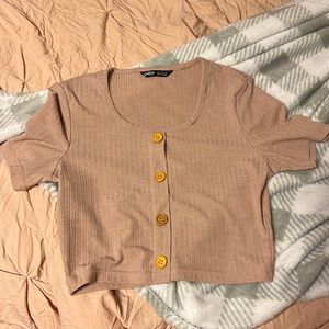 Crop top from shein, in perfect condition.